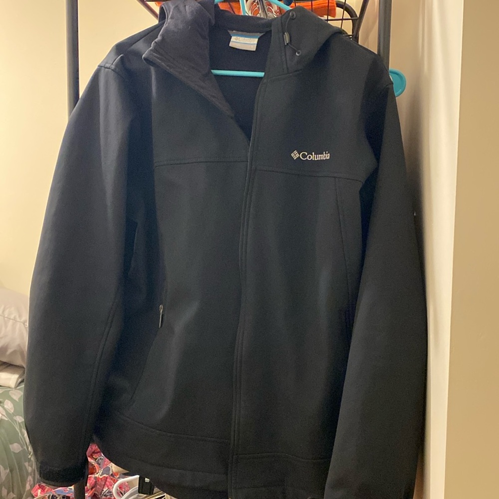 Men’s Large Columbia Fleece-lined hooded jacket